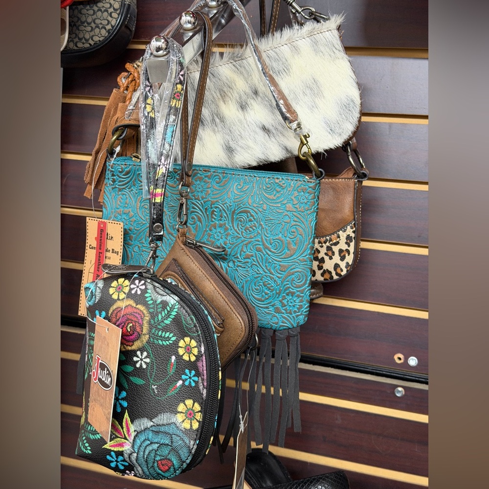Carchfly Studio Cowhide Bag - Picture 7 of 10